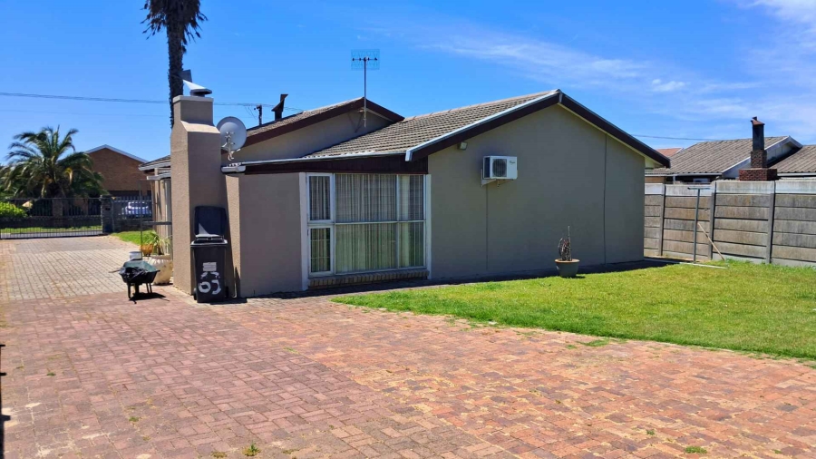 3 Bedroom Property for Sale in Windsor Park Western Cape